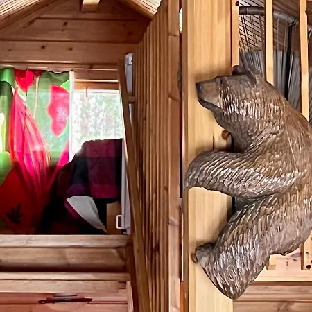 Pyhae Nallentupa 木屋 *