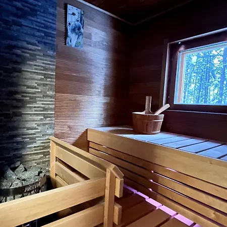 木屋 Pyhae Nallentupa 普哈圣山