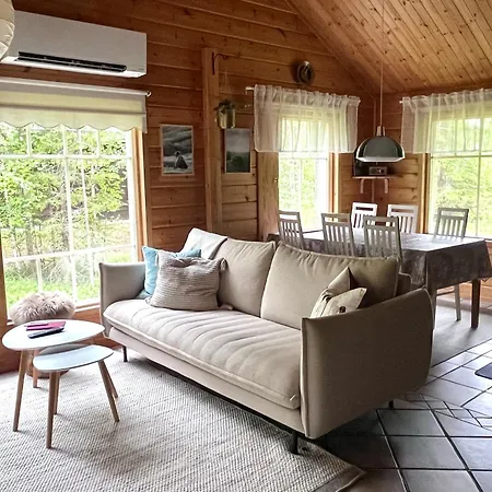 Pyhae Nallentupa Chalet